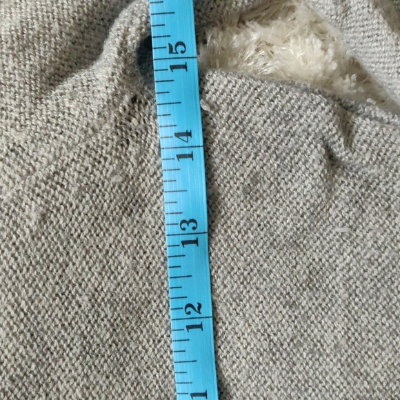 VGUC Grey cowl neck sweater - Picture 4 of 6